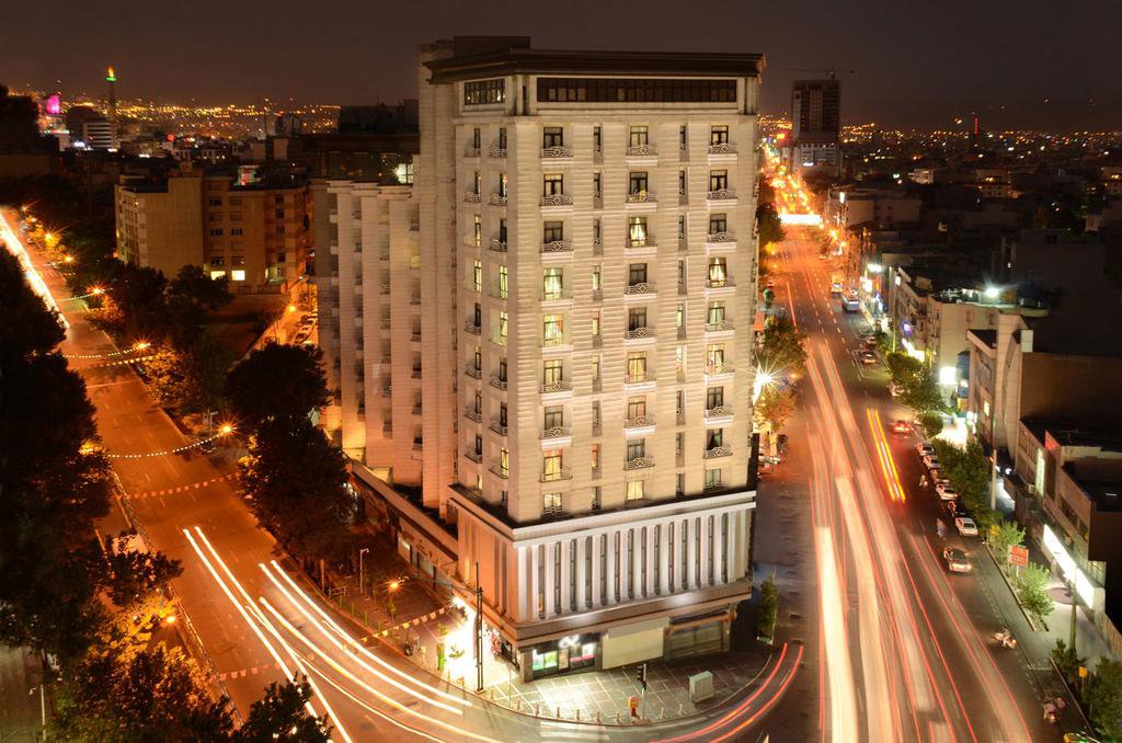 بزرگ تهران