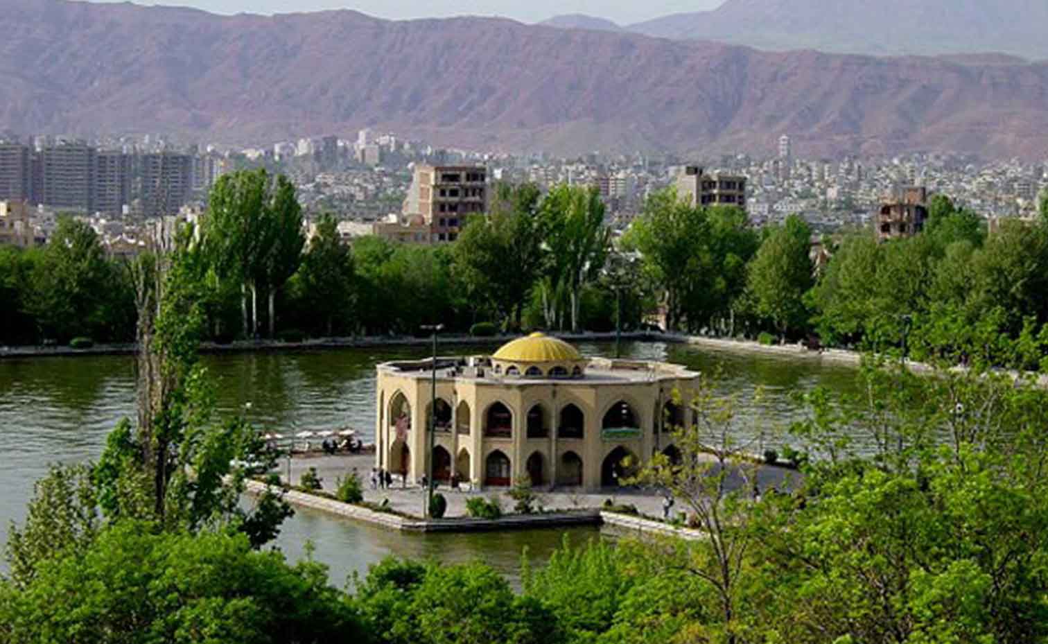 تور 4 روزه تبریز از مشهد 23 بهمن 1403