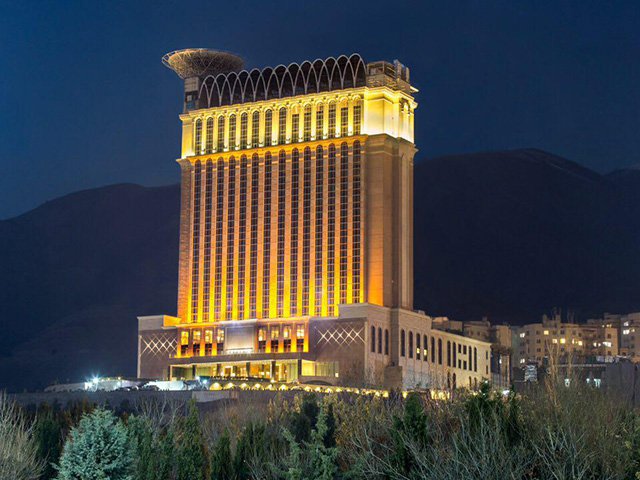 اسپیناس پالاس تهران