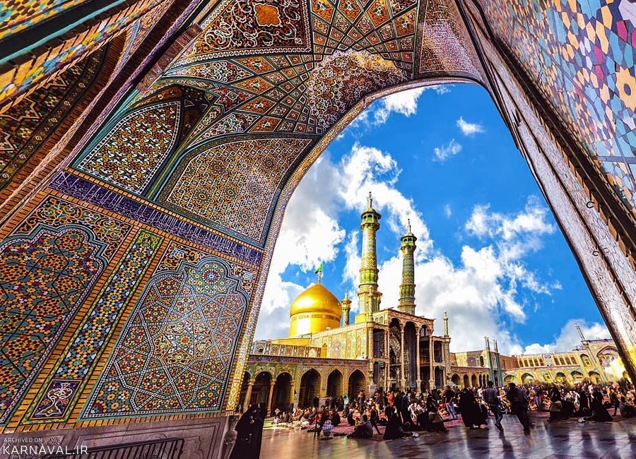 میزبانی از ۴۰ هزار زائر و گردشگر خارجی در حرم حضرت معصومه(س)