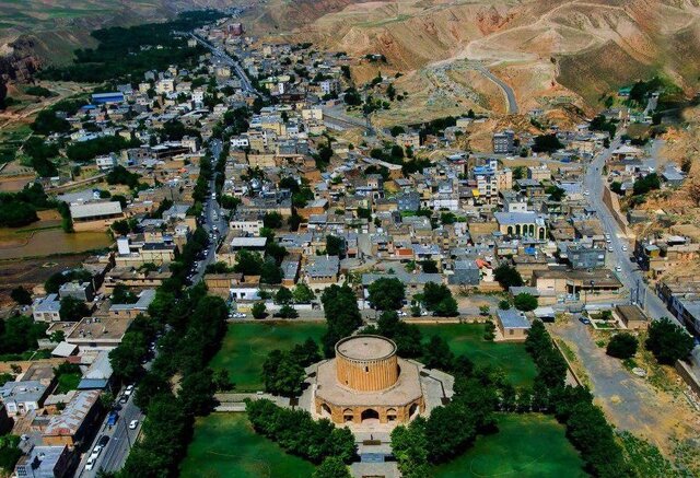 نمی‌توان به صنعت گردشگری نگاه سنتی داشت