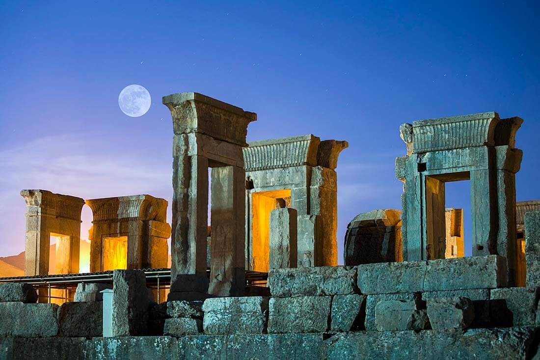 تور 4 روزه شیراز از تهران 30 دی 1403