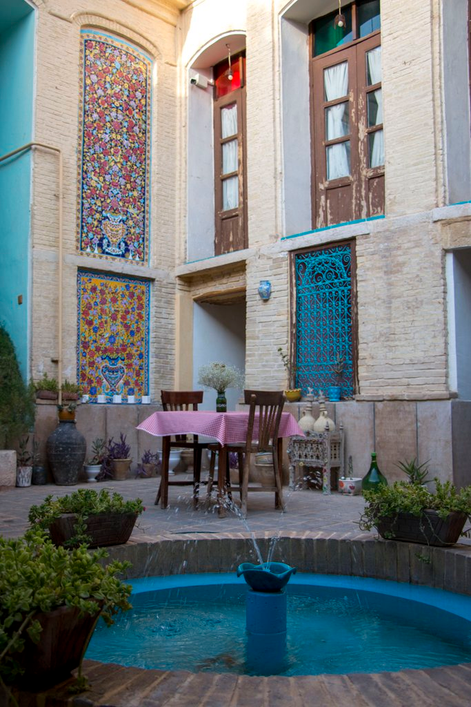 هتل سنتی پسین شیراز