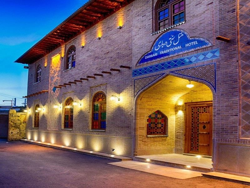 اقامتگاه سنتی درباری شیراز