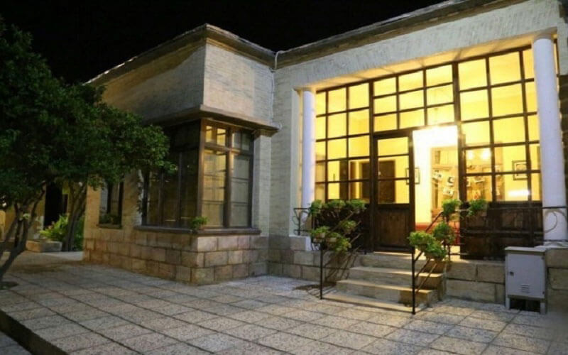 اقامتگاه بوم گردی خانه باغ ایرانی شیراز