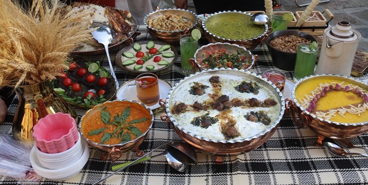 جشنواره‌ای با طعم غذاهای محلی کردستان