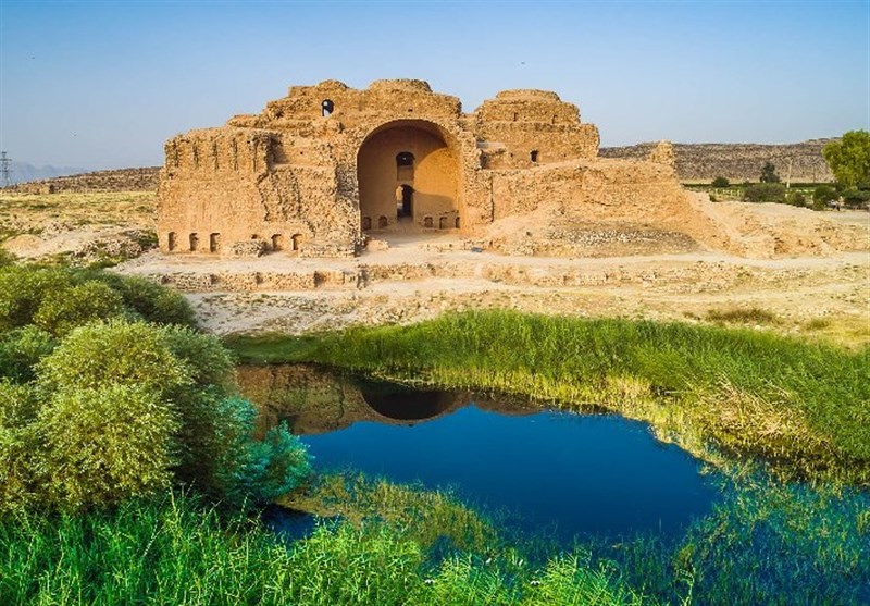 تبلور تاریخ ایران در بنای ۱۸۰۰ ساله ساسانی در قلب فیروزآباد