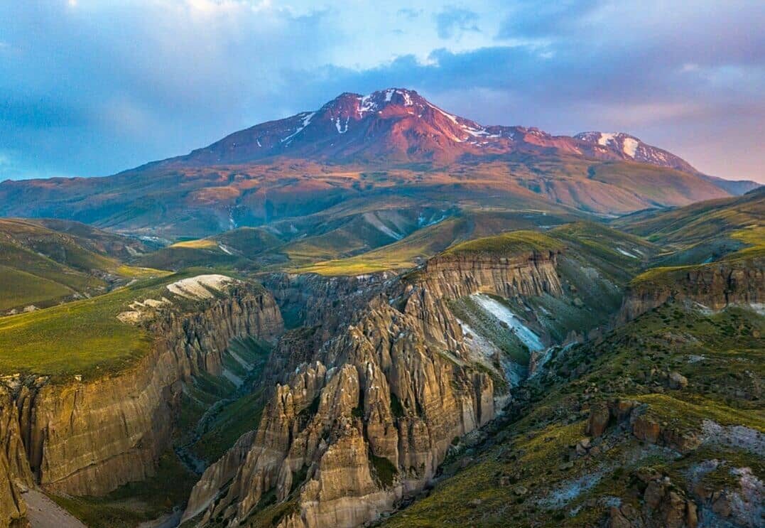 تور 4 روزه و هوایی اردبیل 26 مرداد 1401 ، حرکت از مشهد