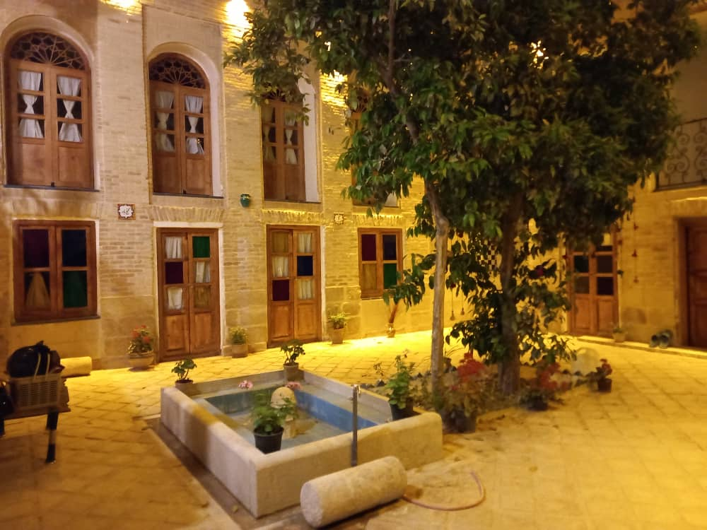 هتل هشت گنج شیراز