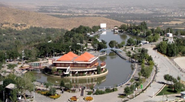 حضور بیش از ۱۳۱ هزار مسافر و گردشگر ایام تعطیلات عید فطر در همدان